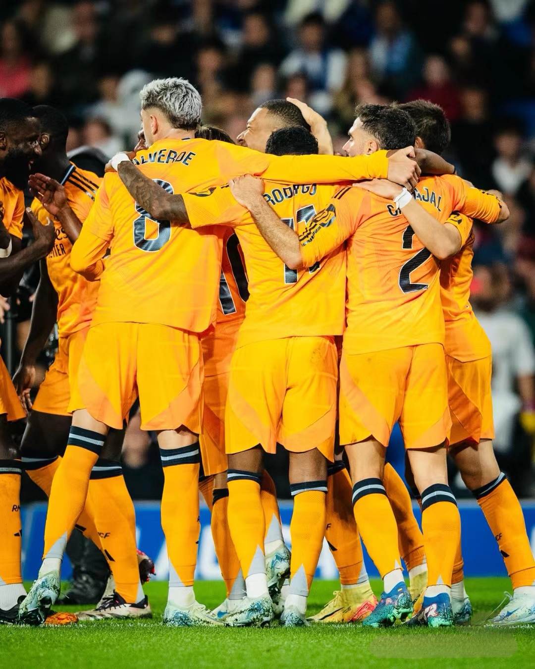 冲刺阶段意大利杯传出新动向;皇家马德里防线松动;管理层表态——引发热议;赛程密集仍需轮换的简单介绍 冲刺阶段意大利杯传出新动向;皇家马德里防线松动;管理层表态——引发热议;赛程密集仍需轮换的简单介绍