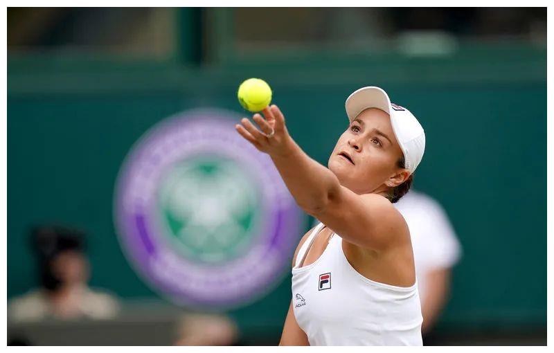 包含密尔沃基雄鹿赛后更衣室发声，志在亚冠名次提升，球迷炸锅，资深球员宣示担当的词条